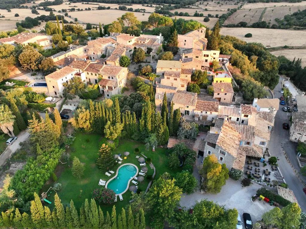 General view, Nou Dalt Muntanya, Majorca