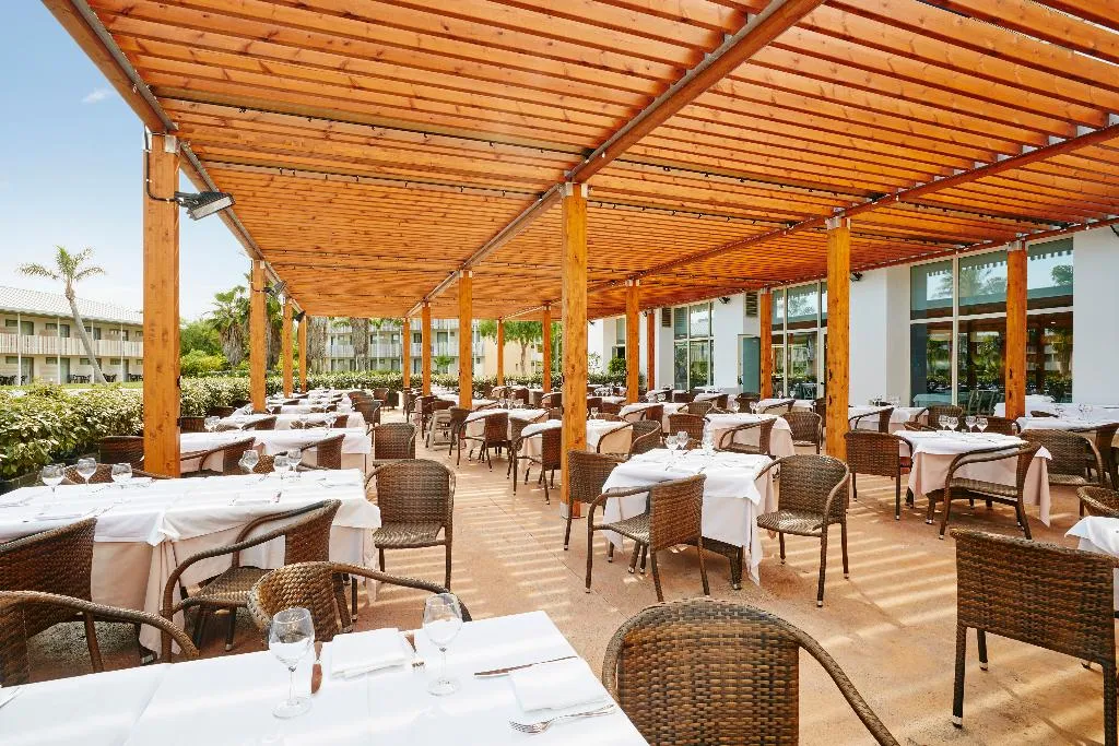 Terrace, Portaventura Hotel Caribe + Ticket Included, Costa Dorada