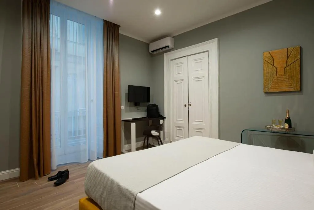 Room, Dante Maison De Prestige, Naples