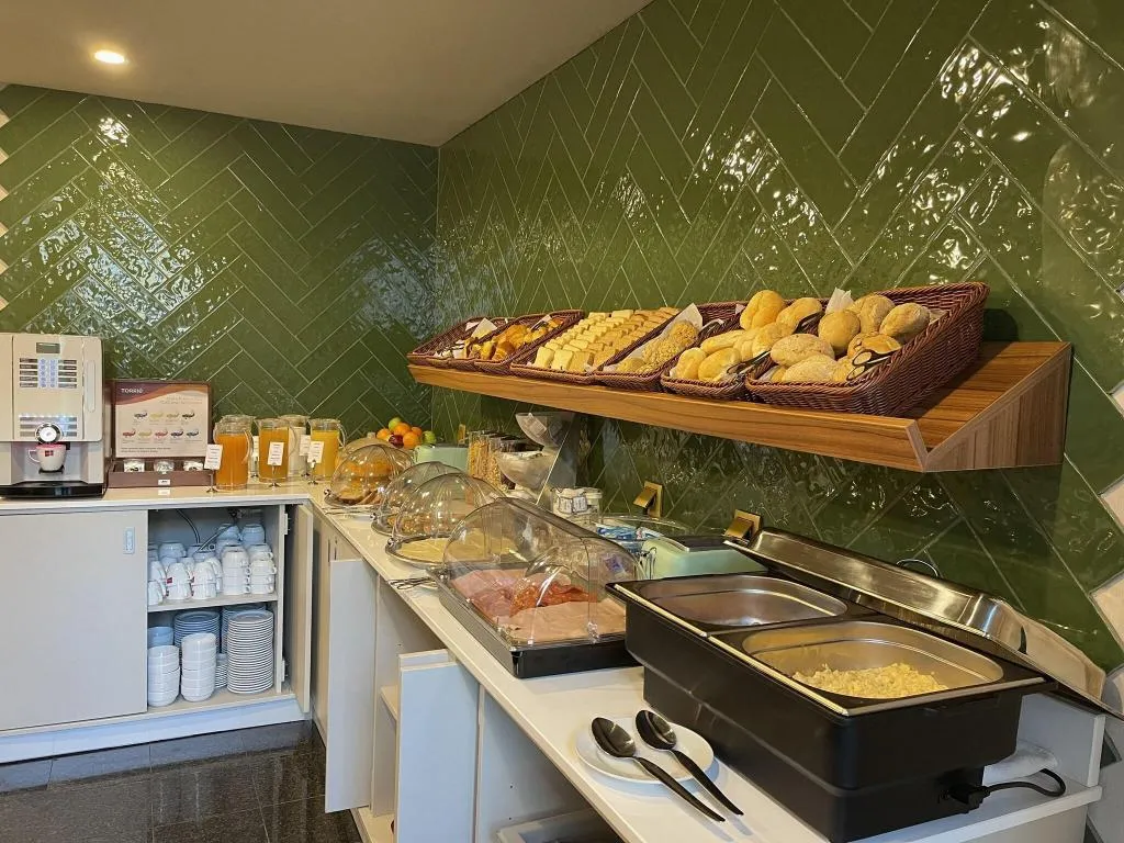 Restaurant, Sete Colinas, Lisbon