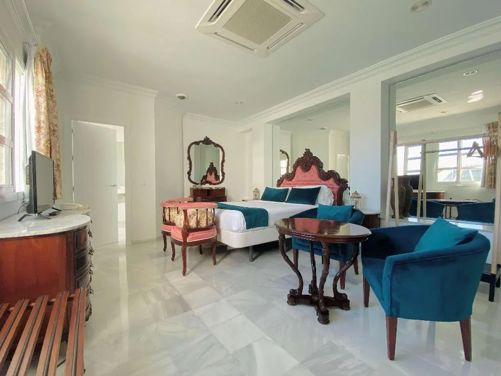 Room, Hotel Las Cortes De Cadiz, Costa De La Luz