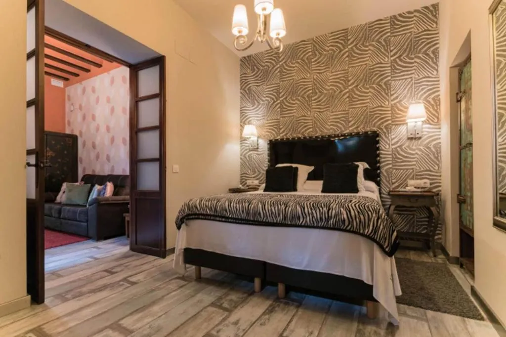 Room, El Rey Moro, Seville