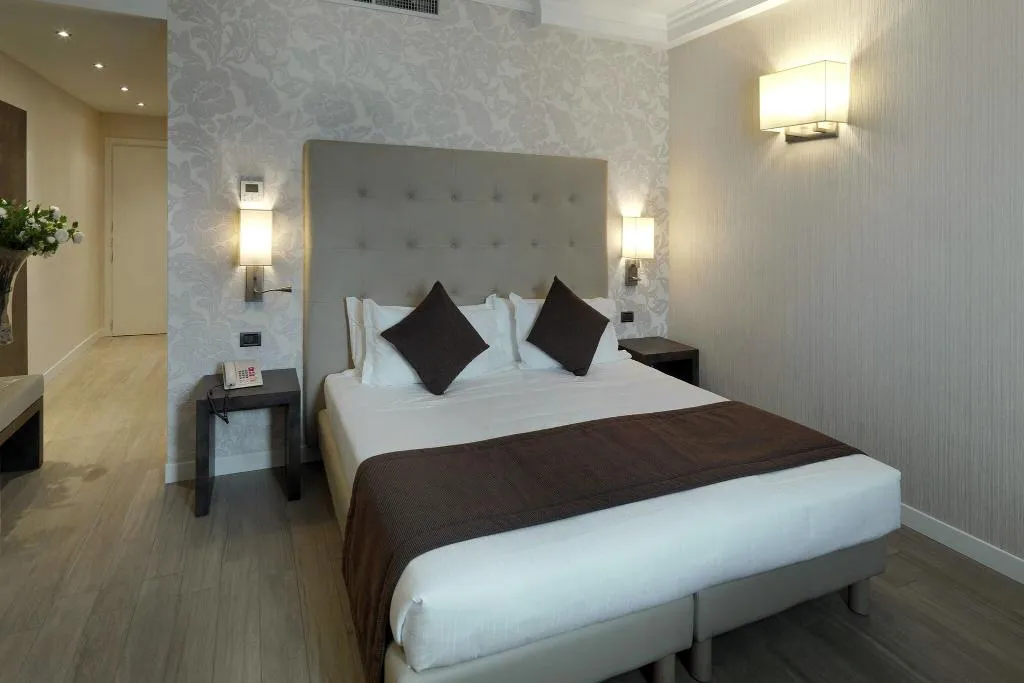 DOUBLE DELUXE TWO BEDS Room, Windsor, Milan