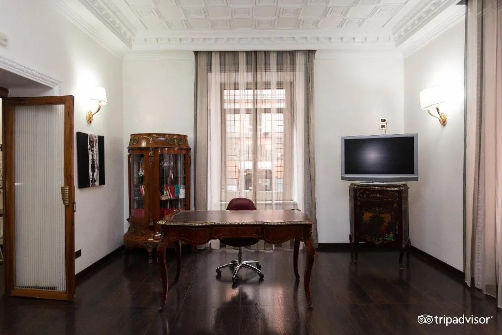 Lobby, Nizza, Rome