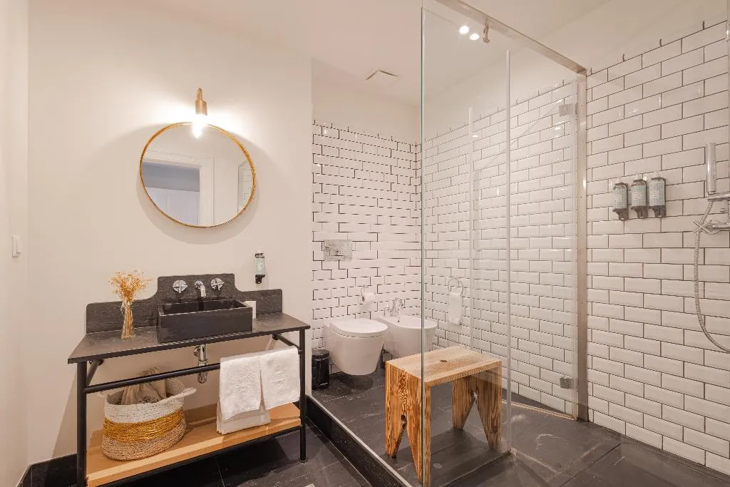 APARTMENT TWO BEDROOMS WITH TERRACE Room, Almaria - Ex LIibris, Lisbon