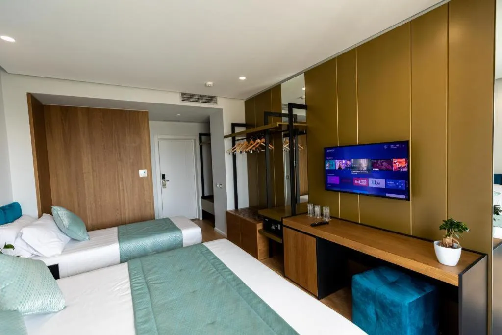 TRIPLE WITH VIEWS Room, Ames Hotel & SPA, Kavaje