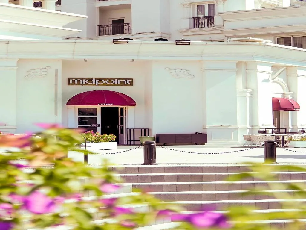 Bar, The Land of Legends Kingdom, Antalya