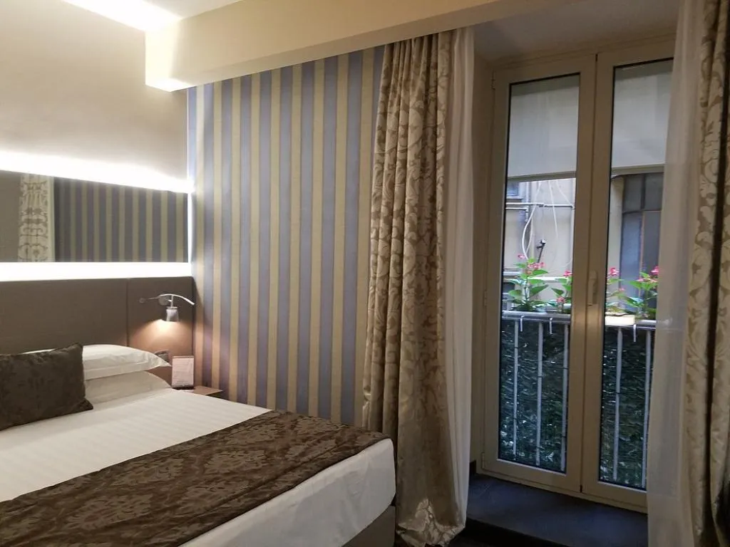 DOUBLE ANNEX Room, Trevi Palace Hotel, Rome