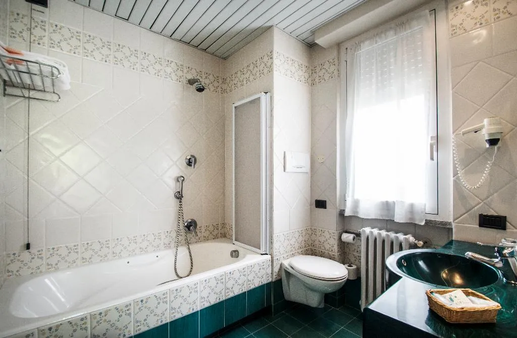 Double or Twin STANDARD Room, Lido La Perla Nera Hotel, Milan
