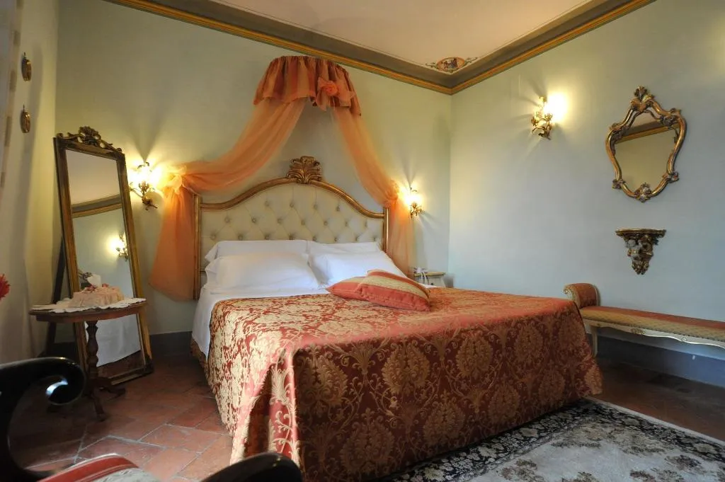 Room, Relais Castelluccio Palusse, Umbria