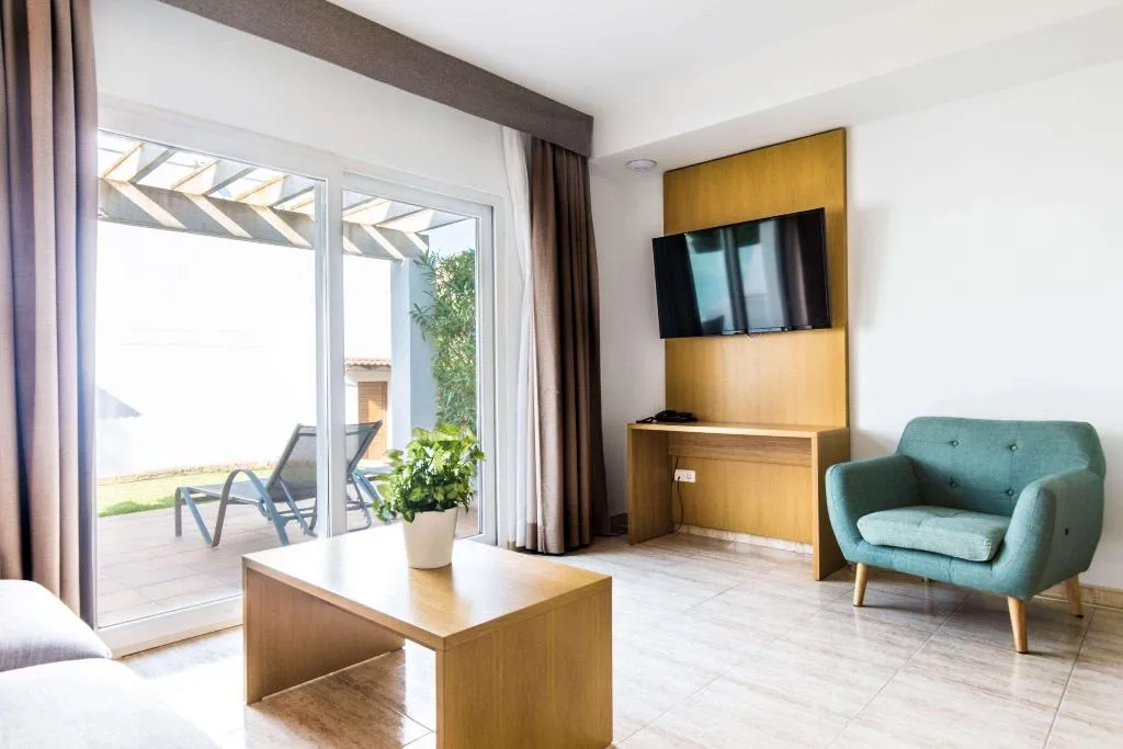 Room, La Pérgola, Majorca