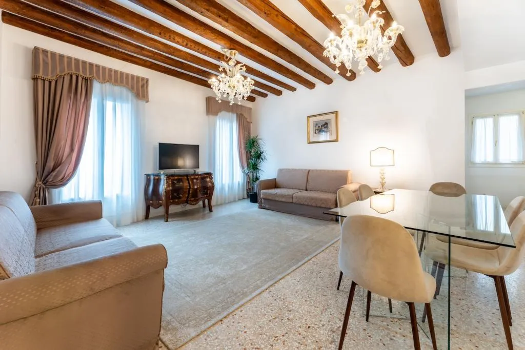 APARTMENT EXECUTIVE TWO BEDROOMS Room, San Teodoro Palace  - Luxury Apartments, Venice