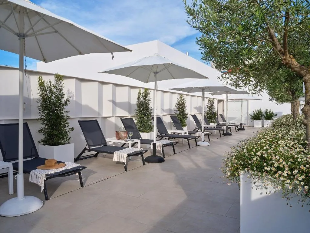 Terrace, Rey Alfonso X, Seville