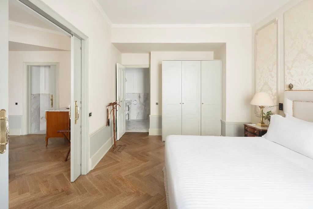 SUITE DELUXE Room, El Palace, Barcelona