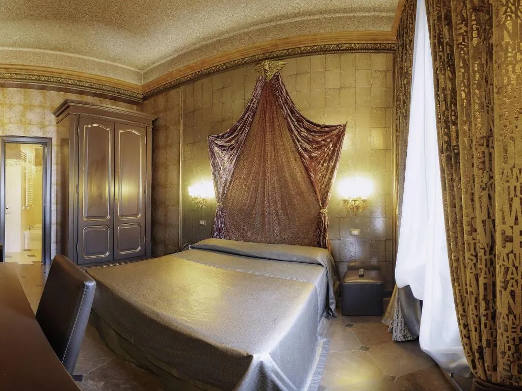 Room, Antica Dimora Delle Cinque Lune, Rome