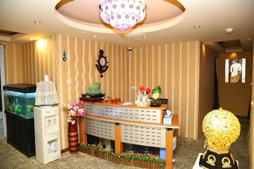 Lobby, Golden Square Hotel Apartments, Dubai