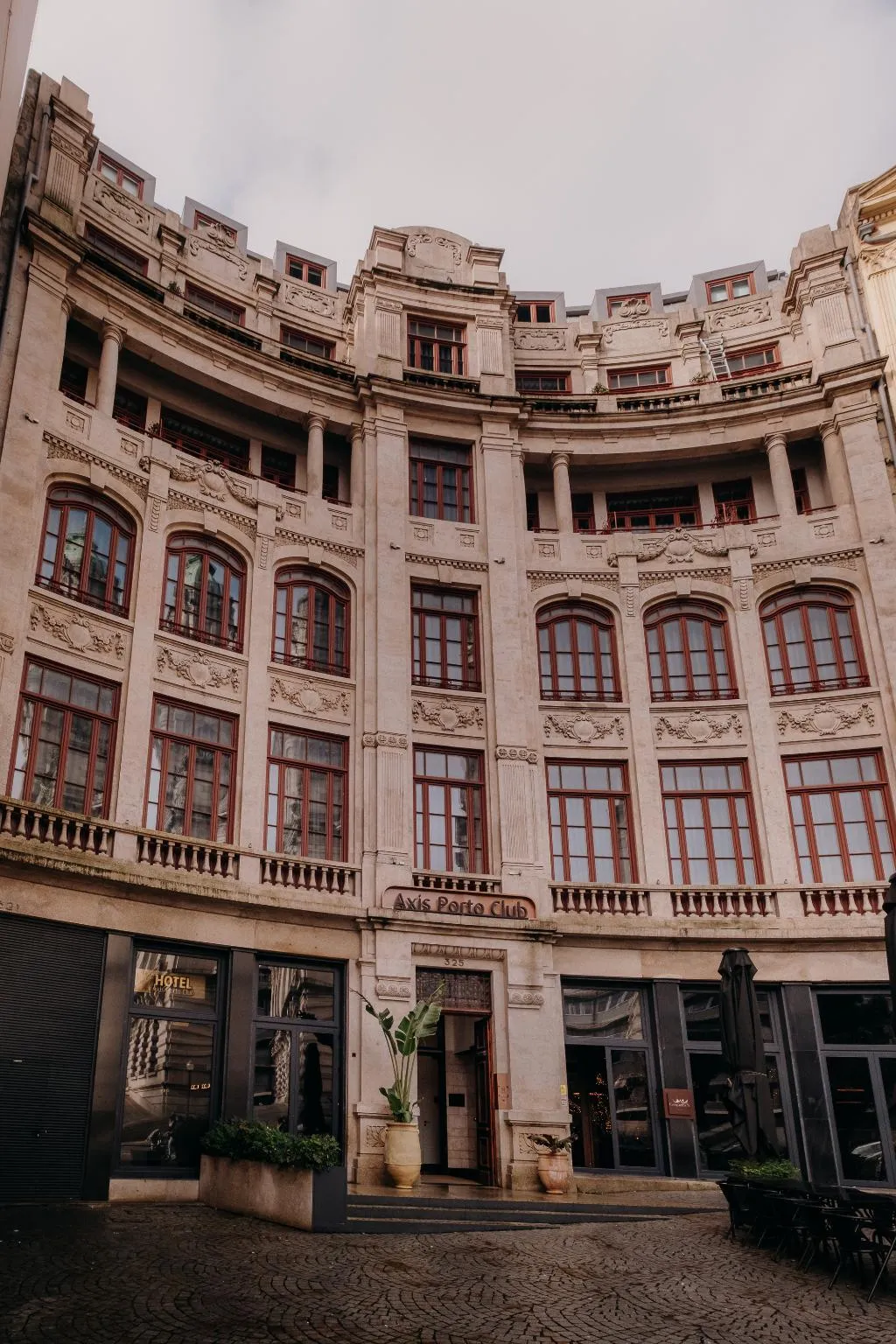 General view, Axis Porto Club, Porto