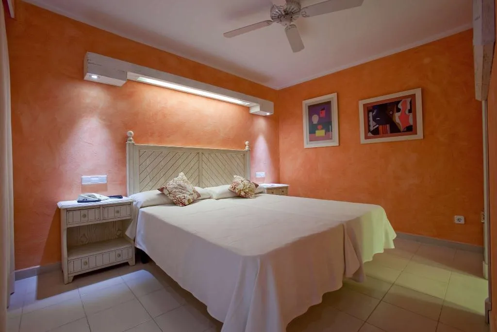 APARTMENT SIDE SEA VIEW Room, Royal Son Bou Family Club, Menorca