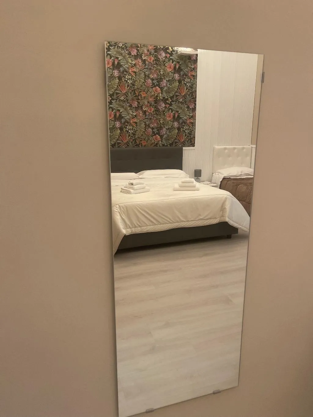 QUADRUPLE STANDARD Room, B&B Chez Moi, Naples