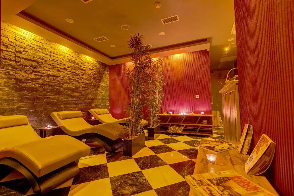 Sports and Entertainment, Alachi Hotel, Izmir