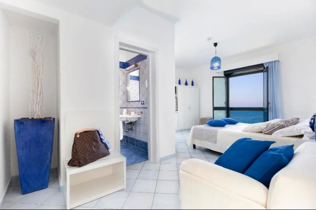 TWIN SUPERIOR SEA VIEW Room, Panorama Palace, Naples