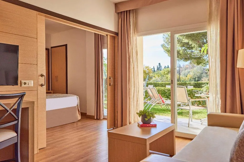 Room, Zafiro Tropic, Majorca