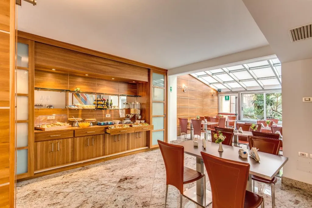 Restaurant, Plinius Lifestyle Hotel Lake Como, Milan