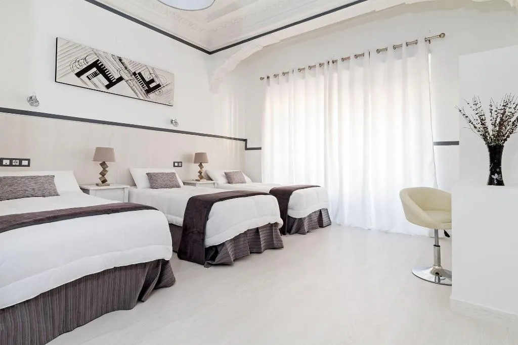 Room, Hostal Gran Via 63 Rooms, Madrid