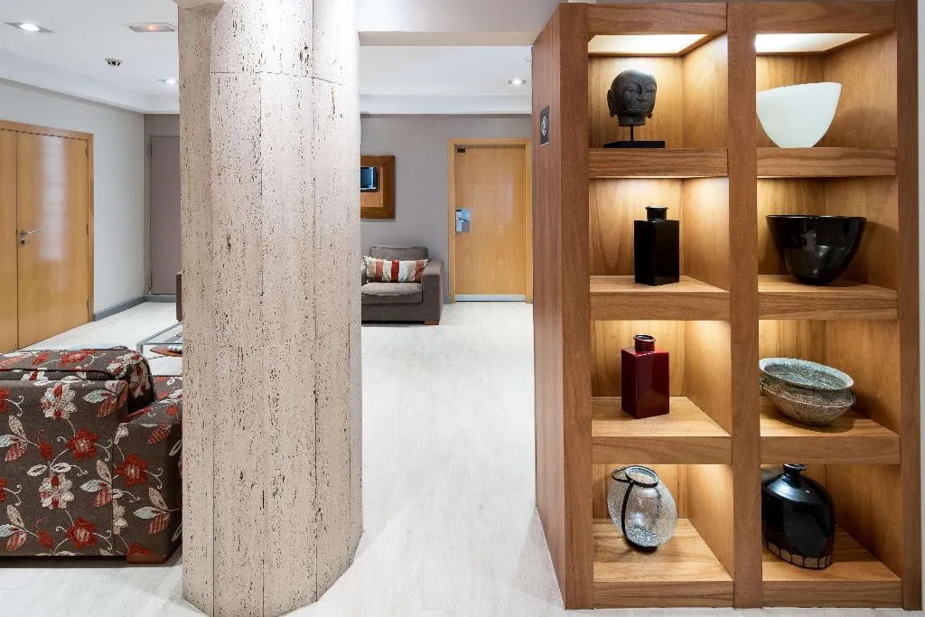 Lobby, Catalonia Castellnou, Barcelona