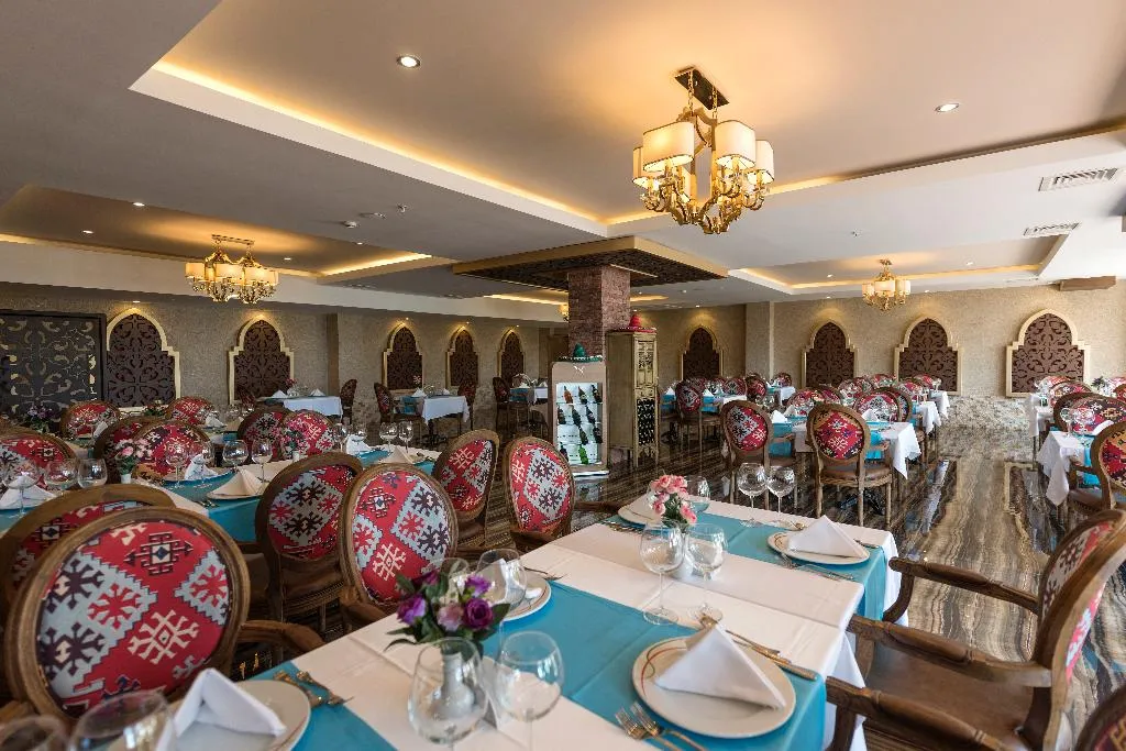 Restaurant, Quattro Beach Spa & Resort Hotel, Antalya