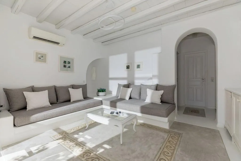 JUNIOR SUITE WITH DOUBLE BED Room, Corfos Hotel, Mykonos