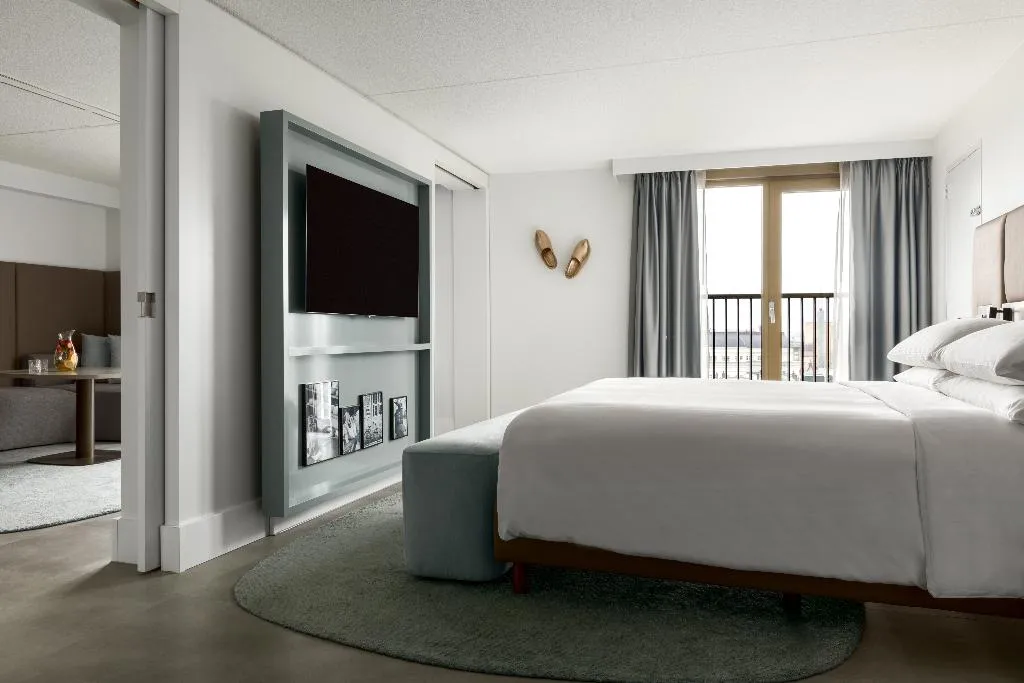 Room, Amsterdam Marriott Hotel, Amsterdam