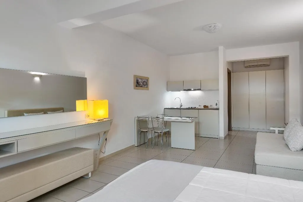 STUDIO STANDARD Room, Lithos by Spyros & Flora, Mykonos
