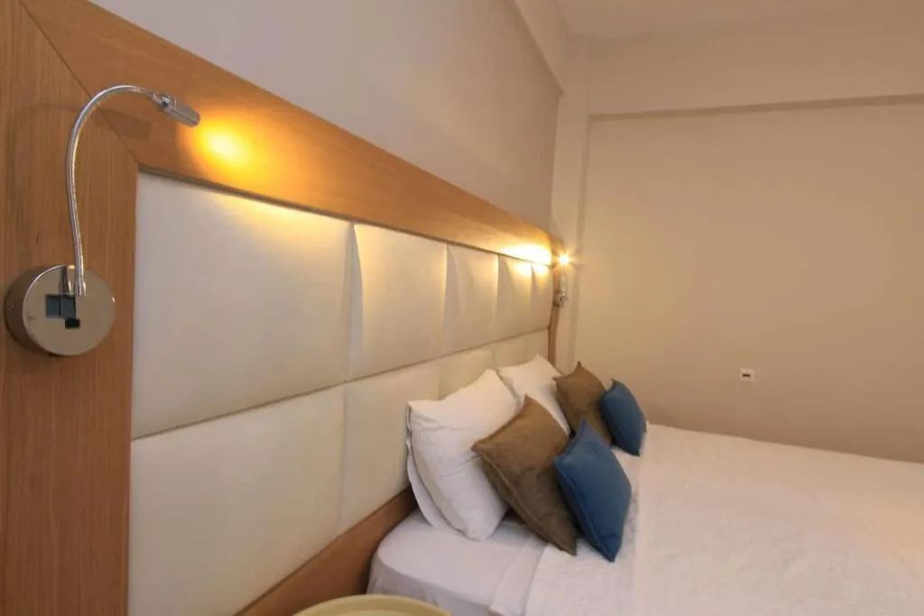 DOUBLE STANDARD Room, Villa Roussa, Santorini