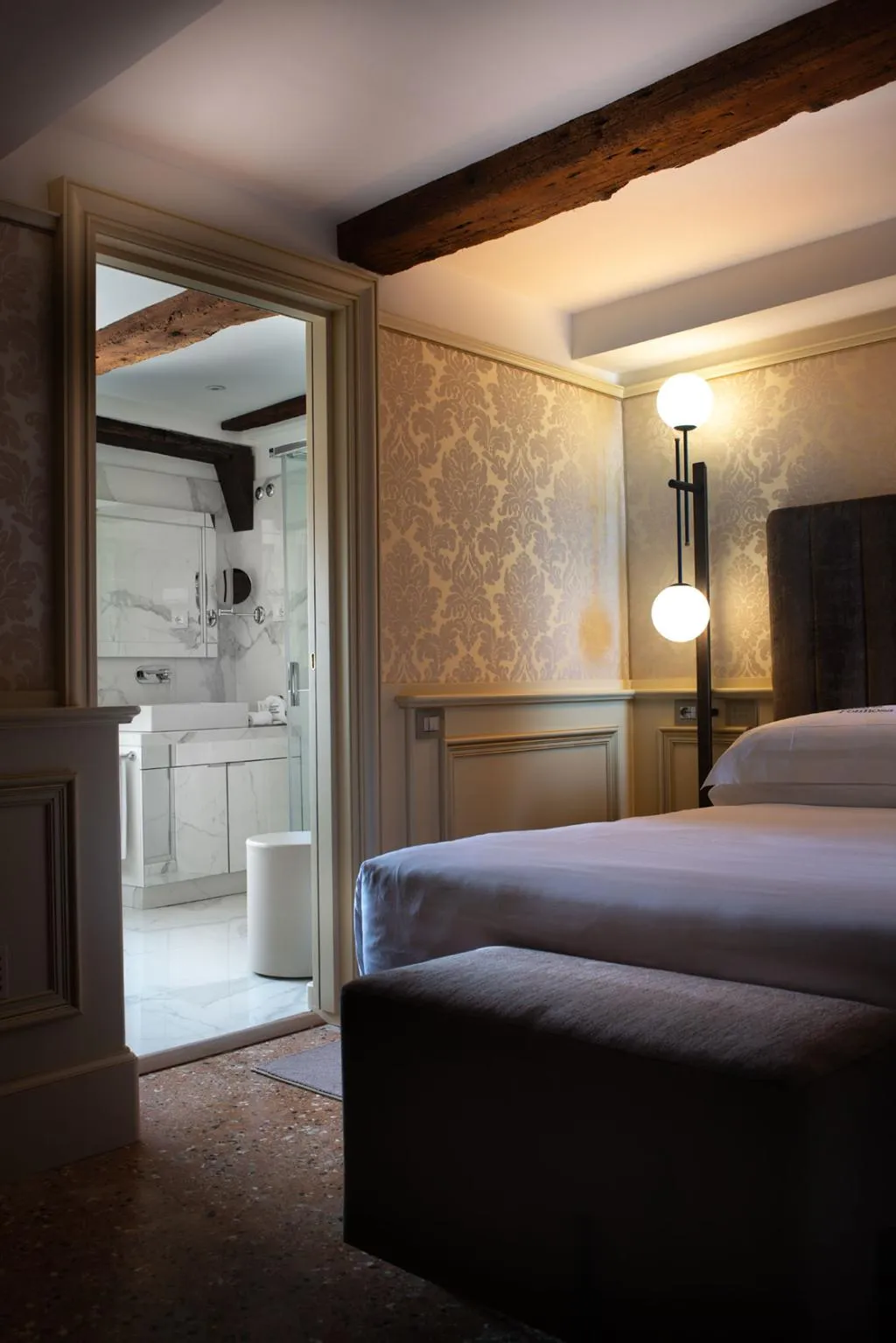 DOUBLE CLASSIC Room, Eight Hotel Venezia, Venice