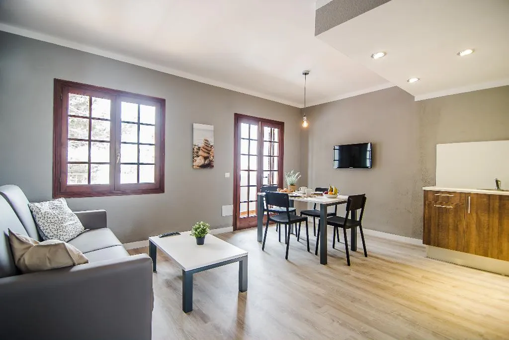 APARTMENT THREE BEDROOMS ONE BATHROOM Room, Nelva Resort, Menorca