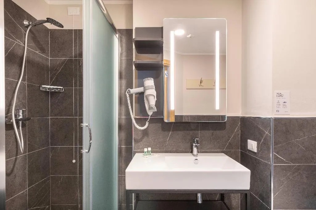 SINGLE STANDARD Room, B&B Hotel Roma Fiumicino Aeroporto Fiera 2, Rome