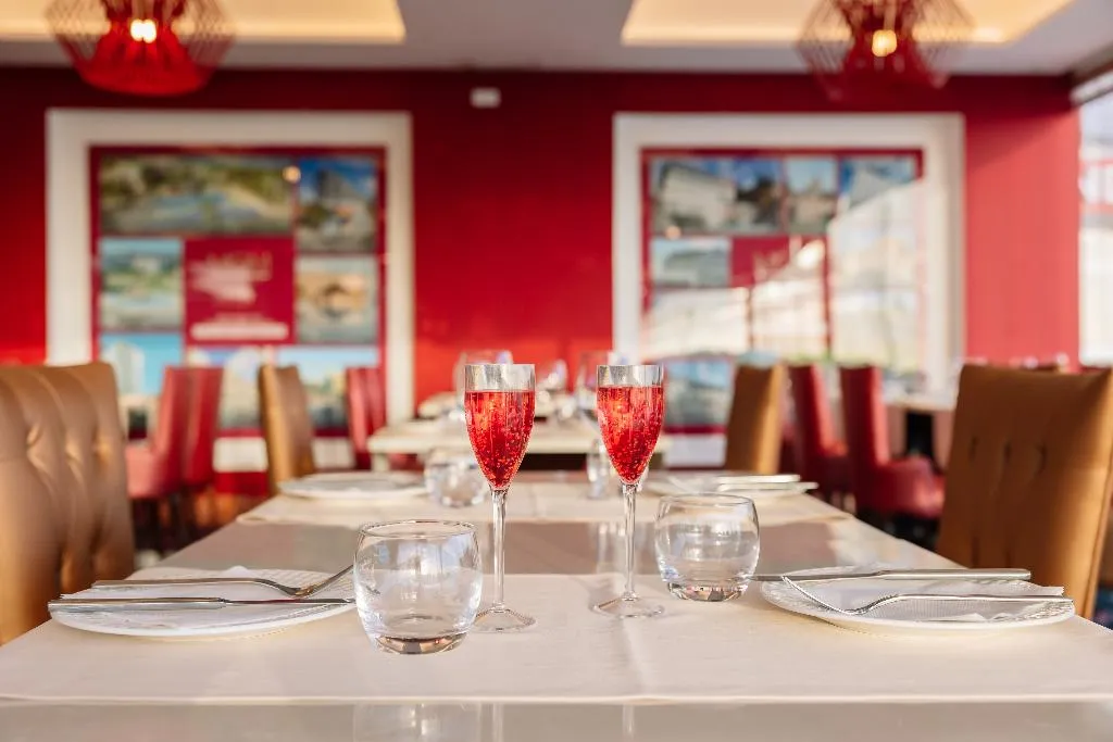 Restaurant, Monicca Collection Suites & Residences, Algarve