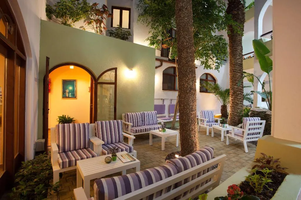 Lobby, Alianthos Estate Resort, Crete