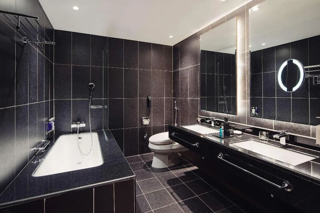 SUITE SUPERIOR Room, Dukes The Palm Dubai Hotel, Dubai