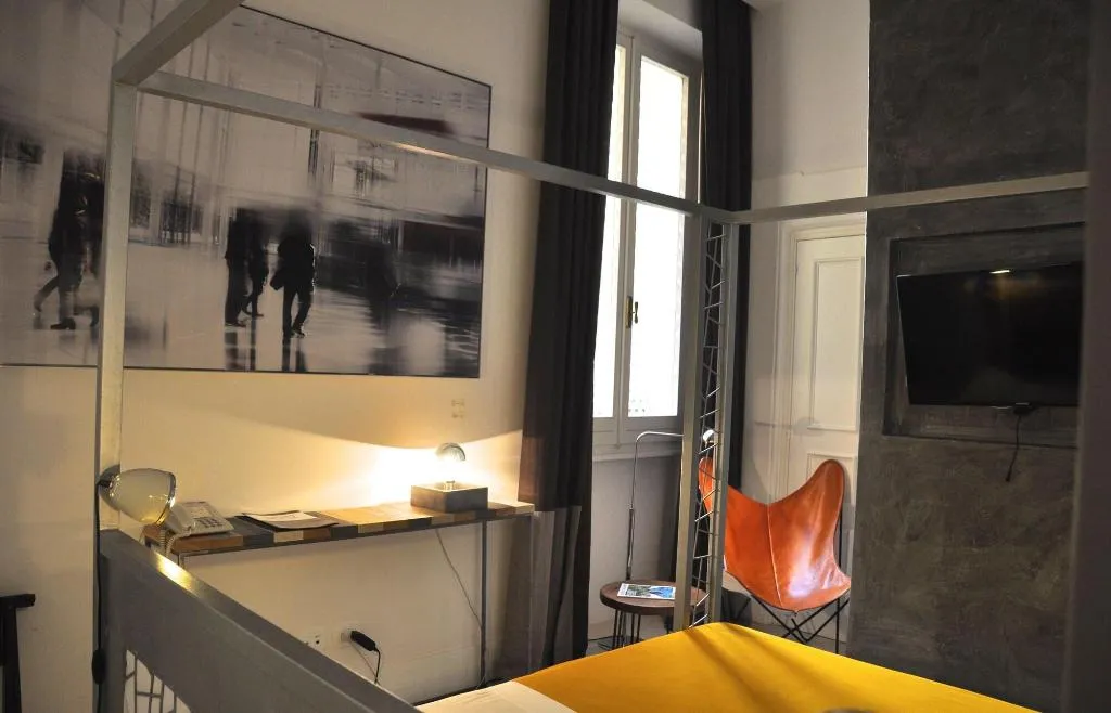 Room, Piazza Di Spagna 9, Rome
