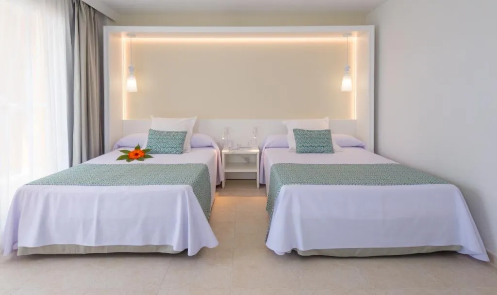 Double or Twin STANDARD Room, Gran Hotel Peñiscola, Valencia