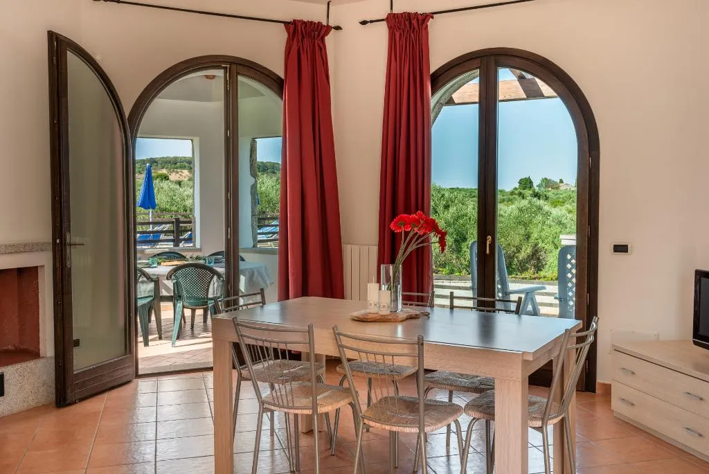 VILLA CAPACITY 8 Room, Vista Blu Resort, Alghero