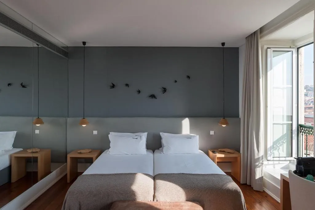 Room, Feels Like Home Chiado Prime Suites, Lisbon