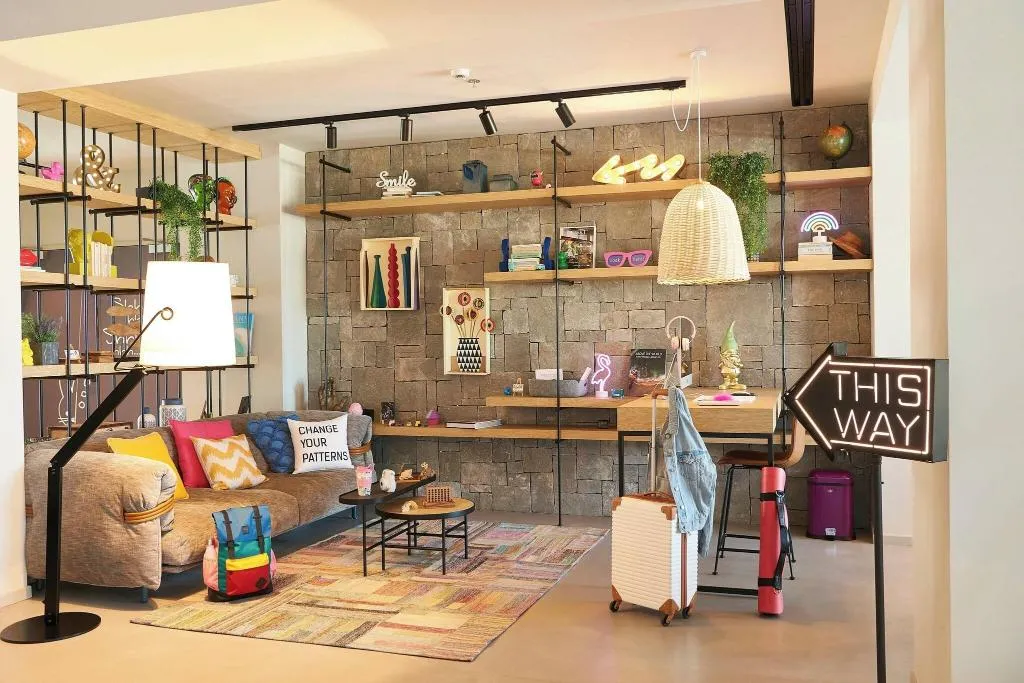 Lobby, Moxy Patra Marina, Athens