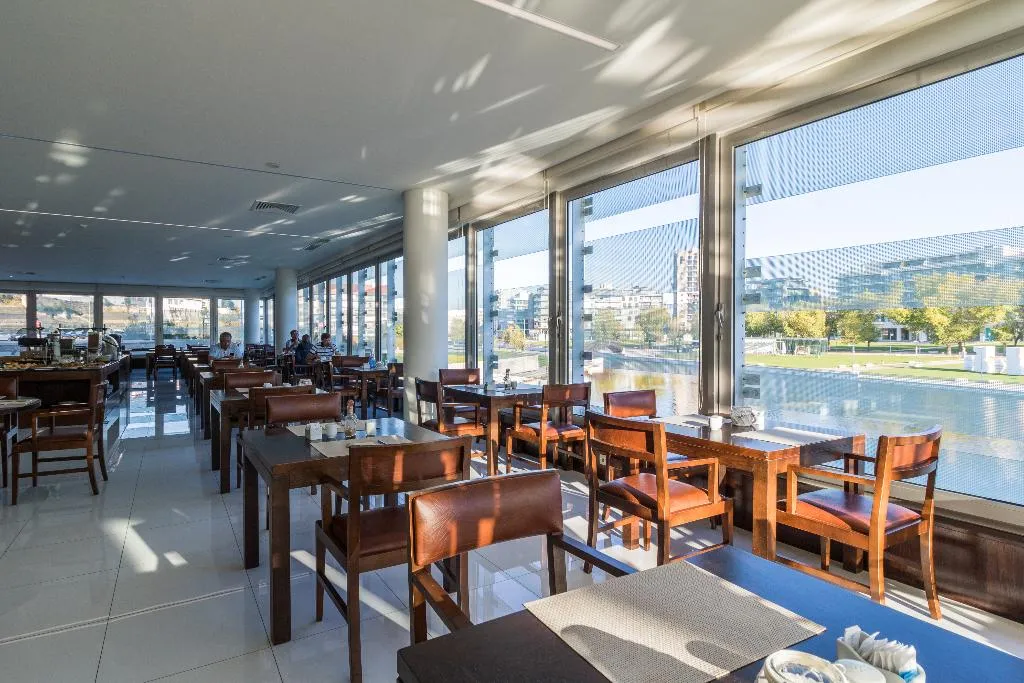 Restaurant, Melia Ria, Algarve