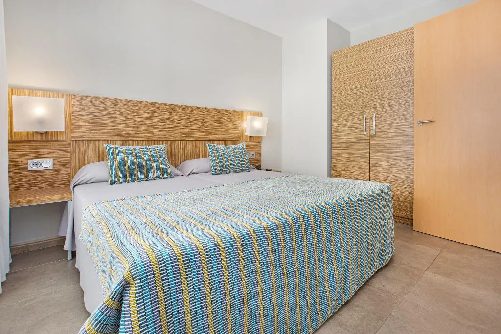 APARTMENT WITH TERRACE Room, Aparthotel Odissea Park, Costa Brava