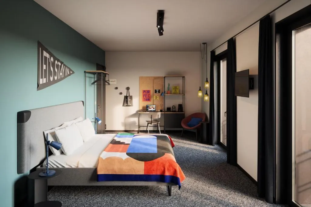 Double or Twin EXECUTIVE KING BED Room, The Social Hub Madrid 4*, Madrid