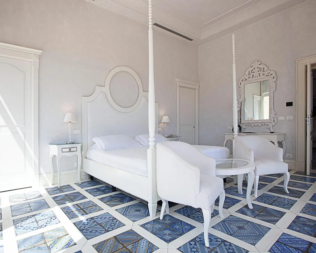VILLA KING SIZE BED Room, Villa Athena, Catania