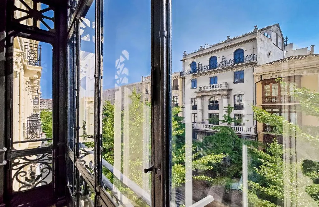Room DELUXE CITY VIEW Room, Palacio Gran Via, A Royal Hideaway Hotel, Andalucia